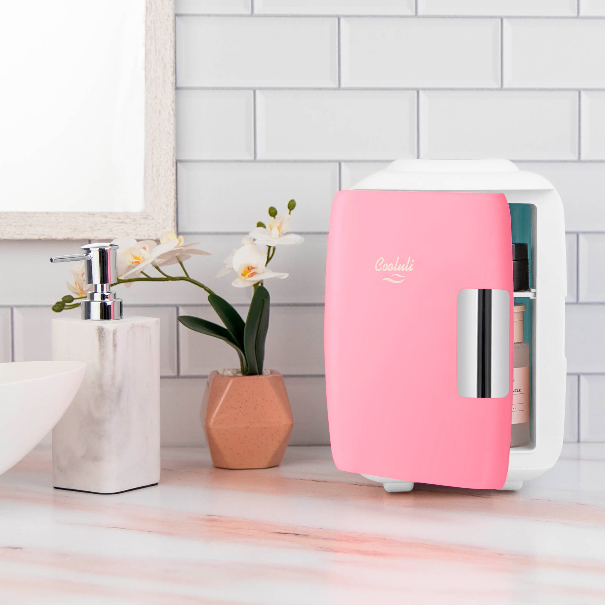 Mini best sale fridge cooluli